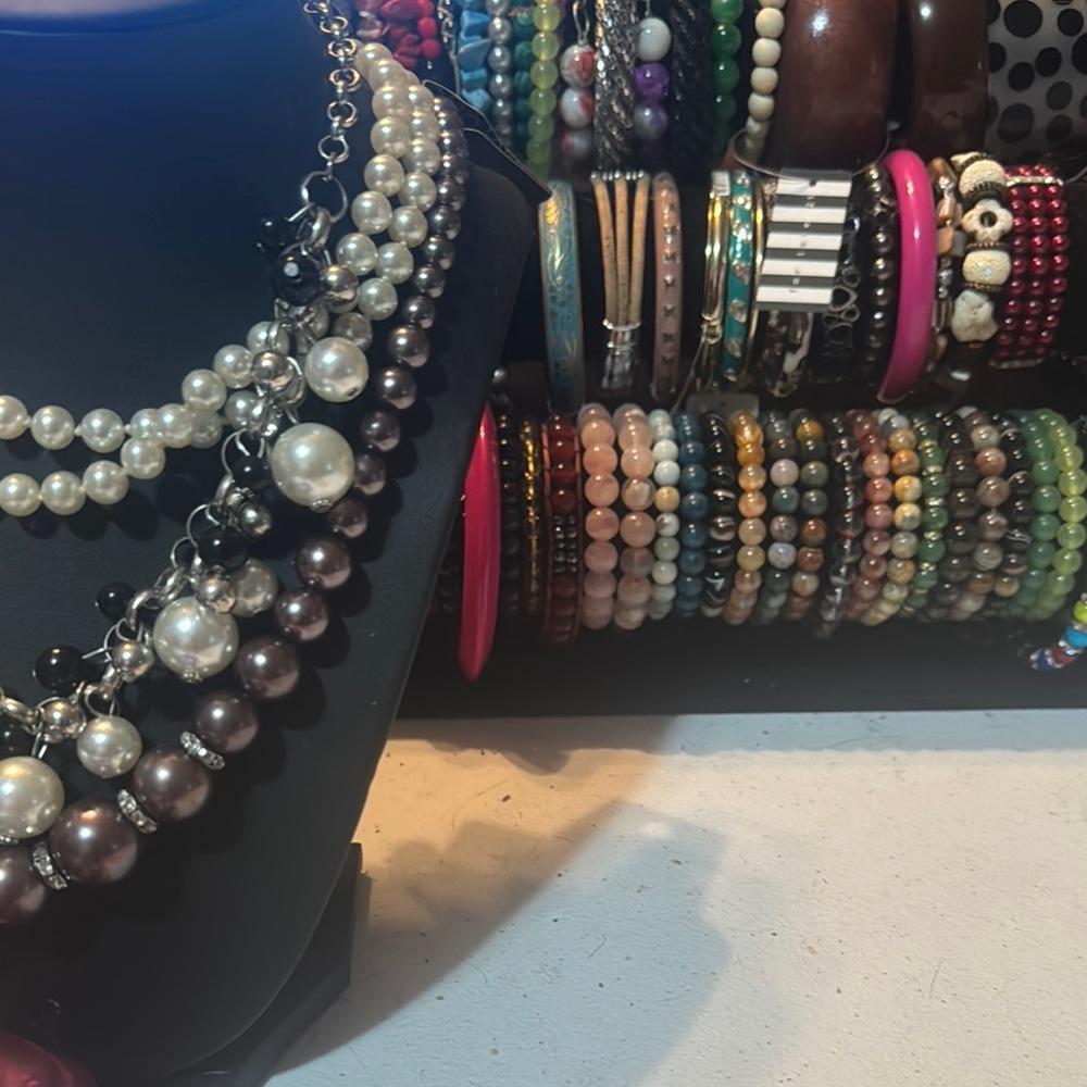 Elegant Pearl and Black Bead Necklace